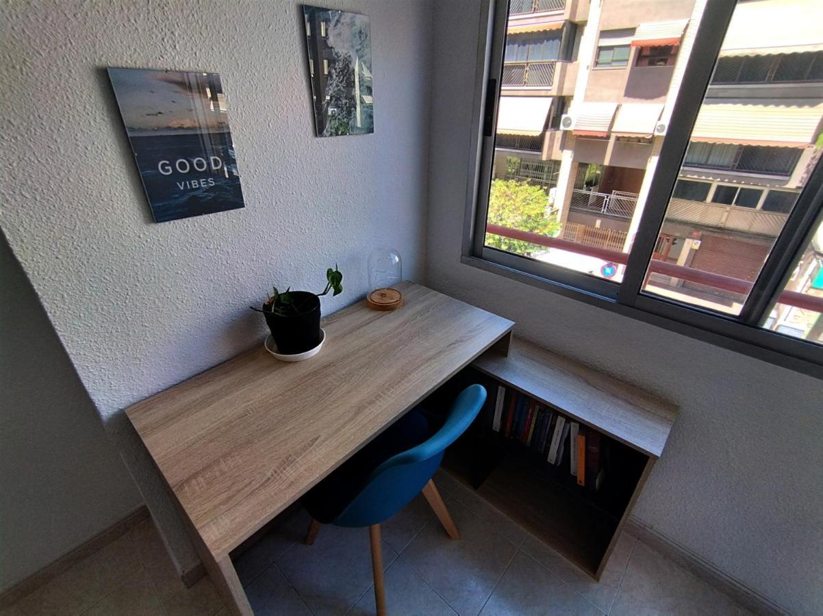 Guesthouse Shared With Host Alicante Exteriör bild