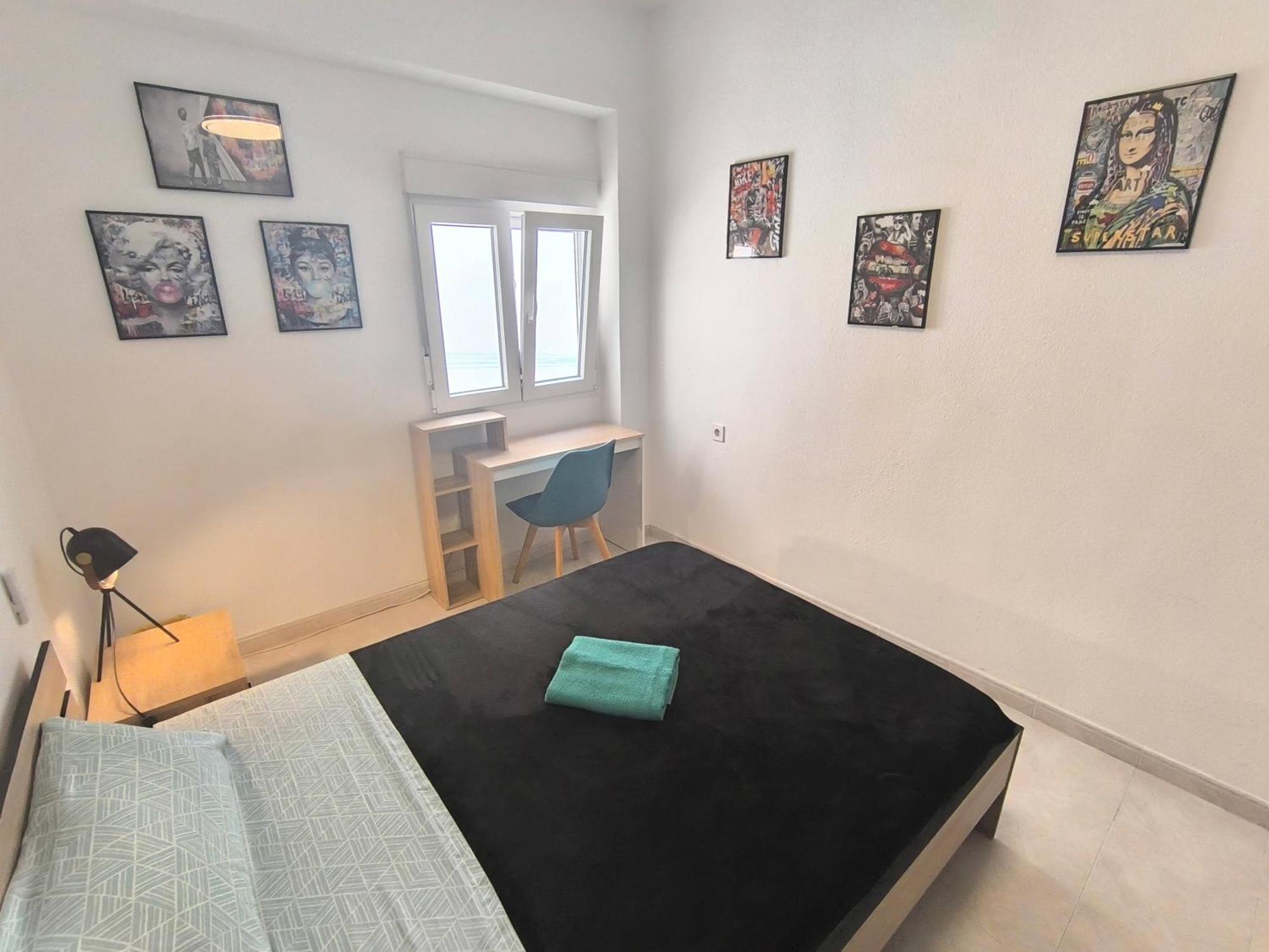 Guesthouse Shared With Host Alicante Exteriör bild